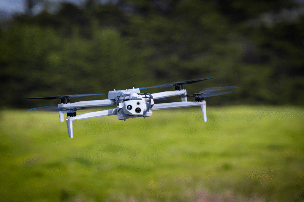 Skydio-X10_in-flight